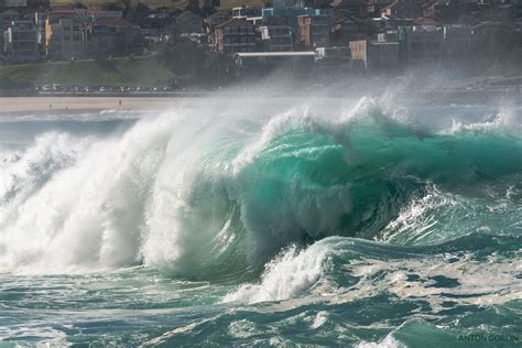 Big Waves Today At Bondi Beach Sydney Rpics