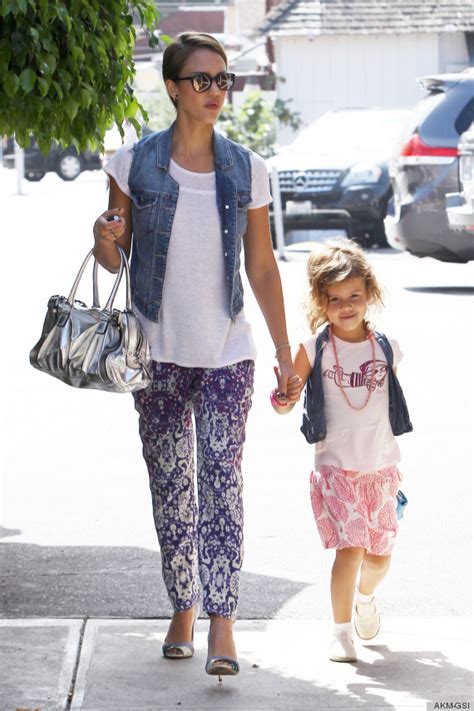 Jessica Alba And Daughter Honor Dress In Matching Outfits Photo Huffpost Life