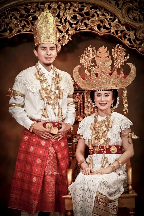 Pakaian Adat Lampung Beserta Gambarnya Tradisi Tradisional