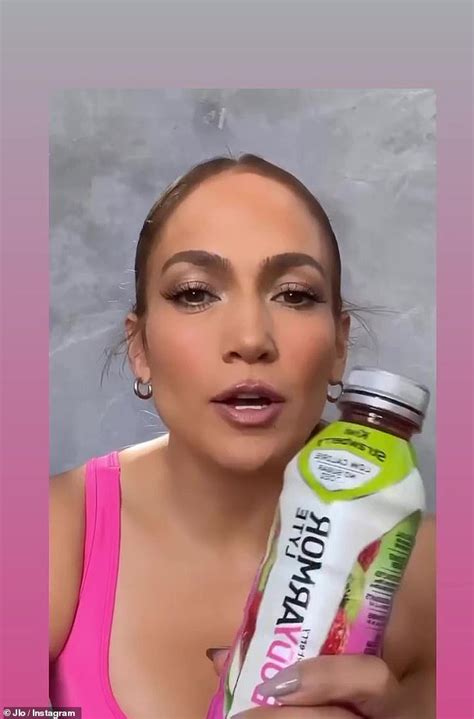 Exclusive Jennifer Lopez Puts Her Toned Physique On Display As Fans