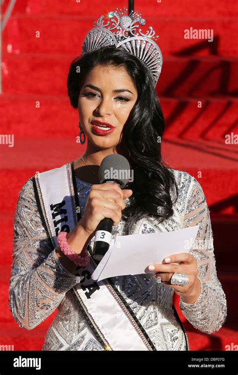 2010 miss usa rima fakih 2011 miss usa pageant contestants arrive at planet hollywood resort and