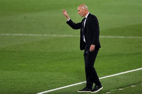 Lautaro javier martínez is an argentine professional footballer who plays as a striker for serie a club inter milan and the argentina nation. Reports: Zinedine Zidane wants Real Madrid to target ...
