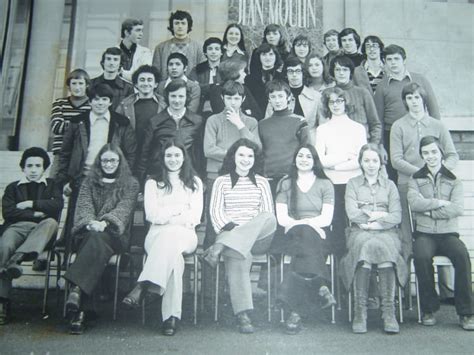 Photo de classe Classe de seconde de 1975 Lycée Jean Moulin Copains