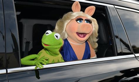 Photos Of Kermit And Miss Piggy In Happier Times Are So Sad To Look At