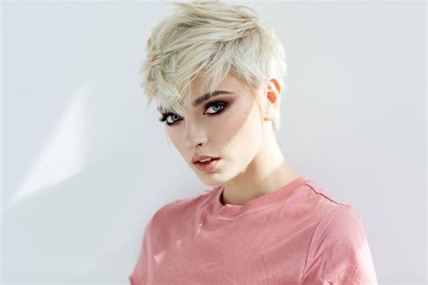 Pixie Haircuts For 2021 10 Pixie Cuts That Are Going To Be Huge In 2021 Short Pixie Cuts
