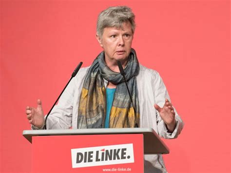 Damit würde die chefin der hessischen linksfraktion ihr bundesland verlassen. Berliner Linken-Chefin Schubert enttäuscht - Berlin.de