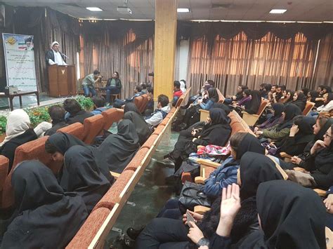 همزمان با آغاز هفته وحدت در تهران مرکزی برگزار شدجشن میلاد نبی مکرم