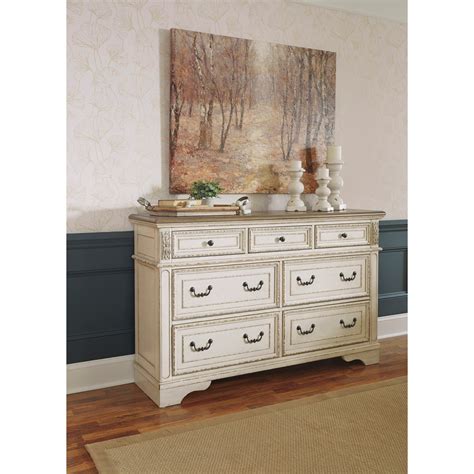 Signature Design By Ashley Realyn Two Tone 7 Drawer Dresser Royal