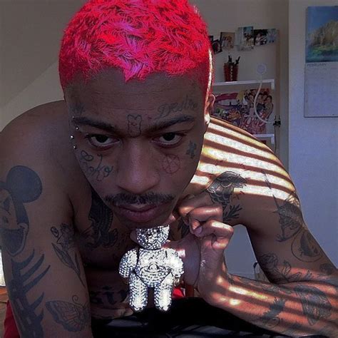Pin by wurld ﾟ on gallery in 2020 Lil peep hellboy Rappers Bad