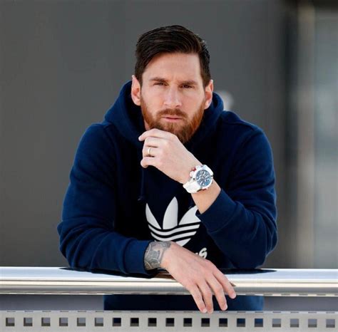 Lionel Messi Net Worth Bio Salary Wiki Age Gossip Biography Trend
