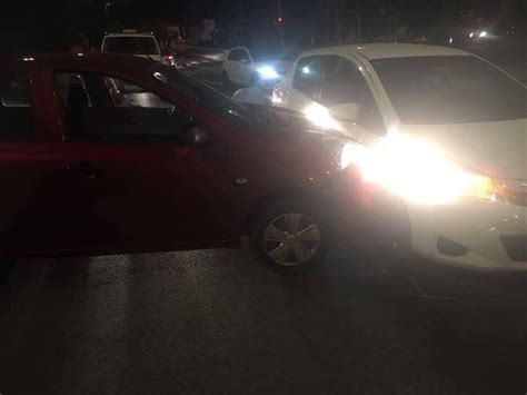 Prometna Kod Doma Zdravlja Sudarila Se Dva Automobila Foto