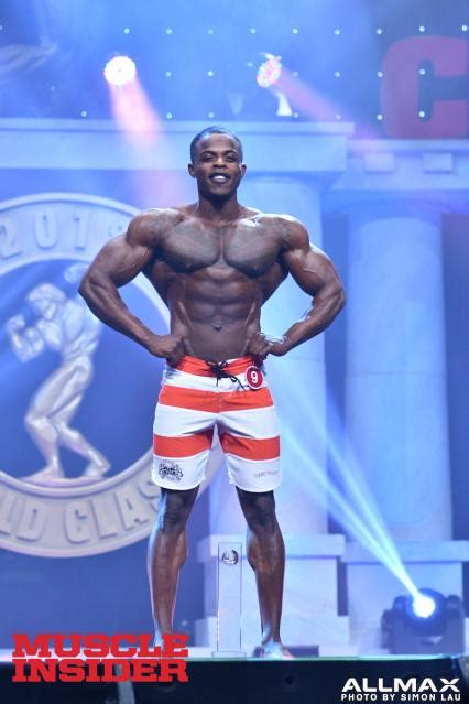 It basically fills in that gap between men's physique and bodybuilding. Arnold Classic 2018 - Finals Report | MUSCLE INSIDER