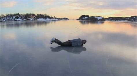 Youtube Video Of Crazy Norwegian Diving Into A Frozen Lake Daily Mail