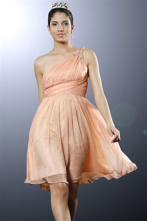Edressit Attractive Deepika Padukone Cocktail Dress 04093801