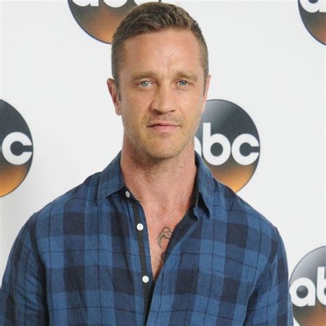 Devon Sawa Exclusive Interviews Pictures And More Entertainment Tonight