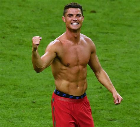 Cristiano Ronaldo S Body Measurements Including Heigh