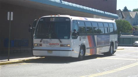 New Jersey Transit 1999 Nova Bus Rts 1003 On Layover To Flickr