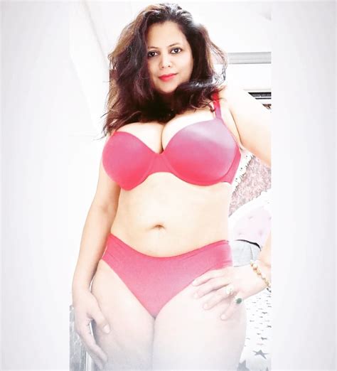 Sapna Bhabhi aka Sapna Sappu stuns fans with her bold and hot photos see here बलड वब सरज