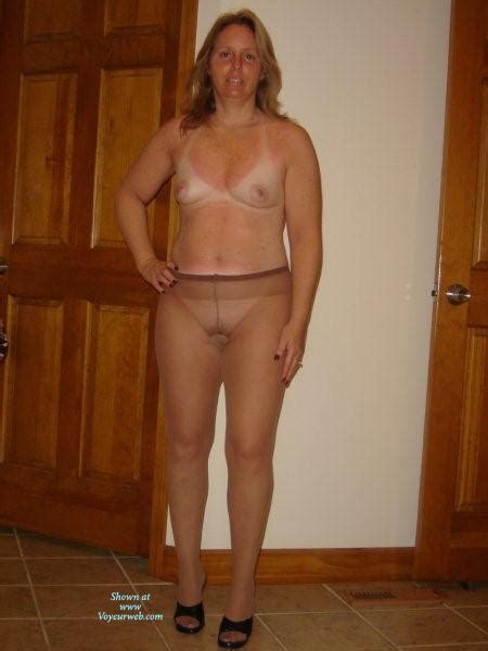 Nude Wife On Heels Nh Naked In Heels April Voyeur Web Free Download Nude Photo Gallery