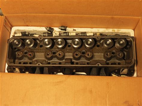 Sbc Camel Back Double Hump Fuelie Cylinder Heads And Roller Rockers