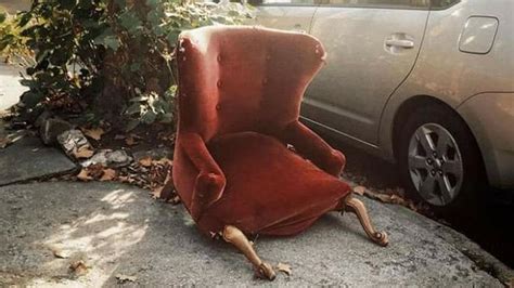 This Random Image Of A Broken Chair Is Giving People Lots Of Feels It