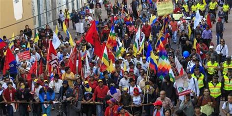Ecuador organizaciones indígenas y sindicales realizan el primer paro
