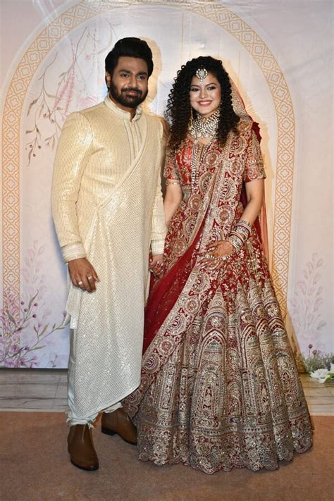 In Pics Singer Palak Munchhal And Composer Mithoon Sharma’s Celebrate Love With Their Wedding