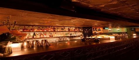 Death & co., new york 7. Top 10 Best Examples of Lighting Design for Bars Around ...