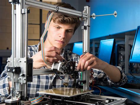 25 Best Mechanical Engineering Courses In Uae 2024