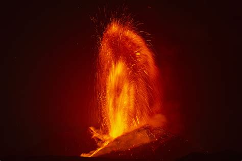 Natural Phenomena The 5 Deadliest Volcanic Eruptions In History Cgtn