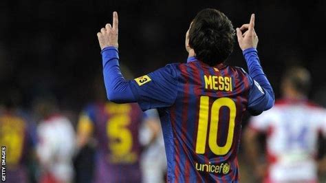 Lionel Messi Breaks Barcelona Goal Scoring Record Bbc Sport