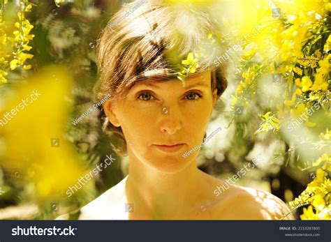 Scenic Shot Caucasian Topless Shorthaired Woman Stock Photo 2153287805