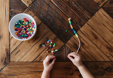 10 Crafts For Creative Little Girls