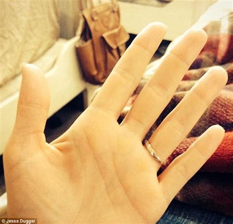 Jessa Duggar Shows Off Engagement Ring From Ben Seewald Daily Mail Online