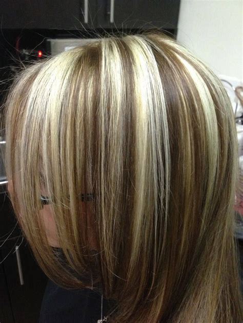 You don't need the brightest blonde for extra dimension. The 25+ best Brown hair with lowlights ideas on Pinterest ...