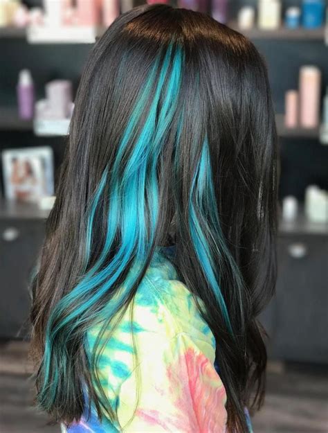 While regular highlights are there to emphasize your hair, peekaboo highlights are hidden under the top layer of your hair. 40 Ideas of Peek a Boo Highlights for Any Hair Color ...