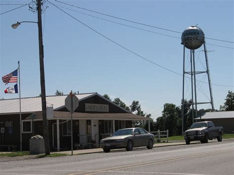 Blink And Youll Miss These 13 Teeny Tiny Towns In Iowa