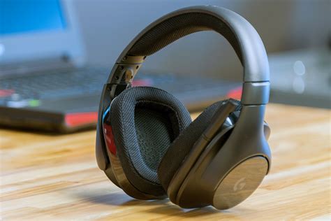 Logitech G533 Wireless Gaming Headset Review Top Of Its Class