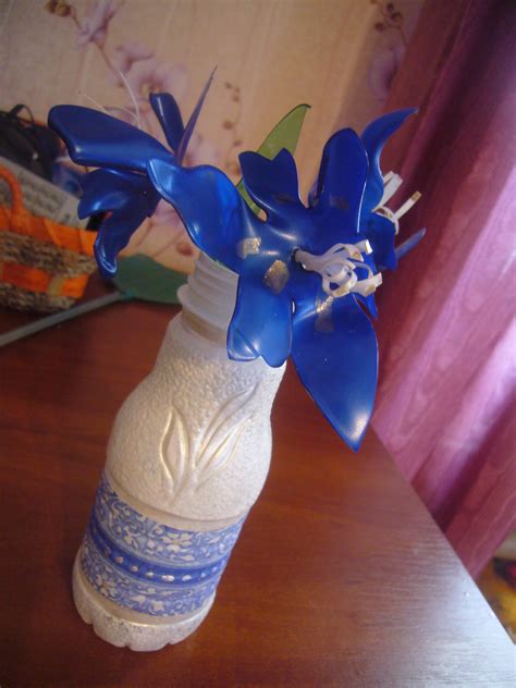 plastic bottle crafts | DIY crafts, decoupage ideas, recycled crafts