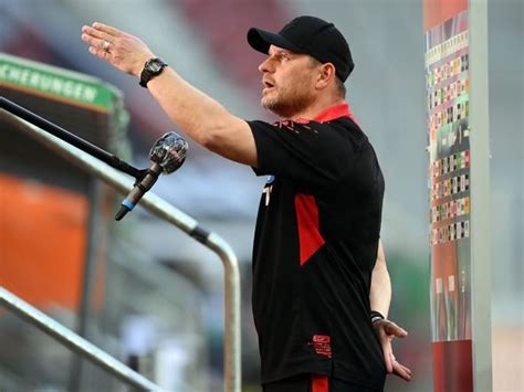 Football 24/7 auf deinem computer oder mobile. Paderborn vs Dortmund free live stream, TV channel: How to ...