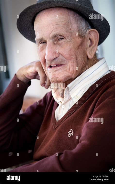 Friendly Elderly Hi Res Stock Photography And Images Alamy