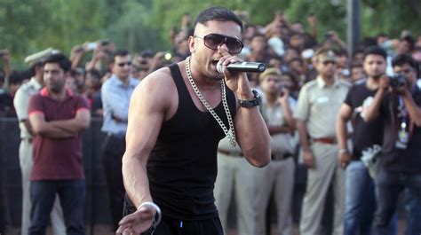 Honey Singh Accused Of Domestic Violence