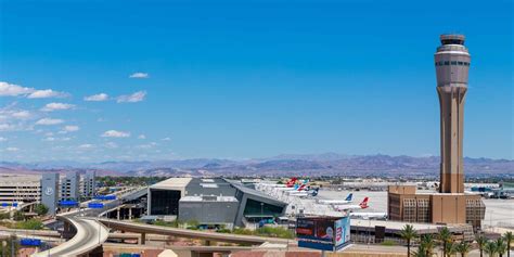 Las) is an international airport in paradise. McCarran International Airport: Terminal 3 - Enclos