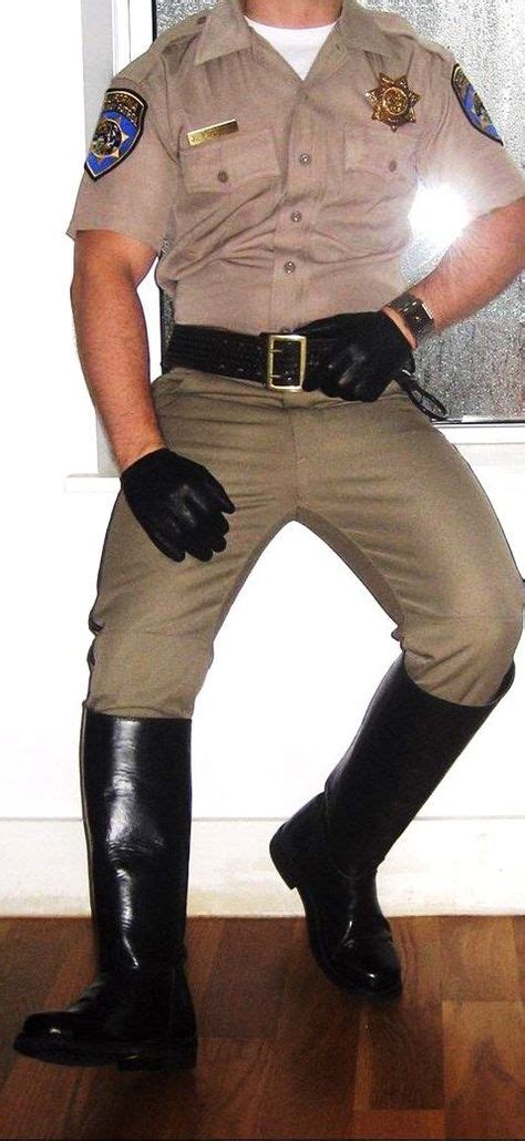 Pin By Richard Oliver On Hot Cops Men In Uniform Leather Pants