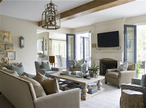 Transitional decor is a marriage of traditional and contemporary furniture, finishes, materials and fabrics equating to a classic, timeless. Interior Design Ideas - Home Bunch Interior Design Ideas