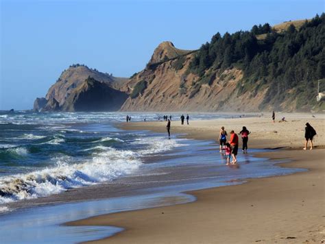 Oregon Top Lincoln City Offers Sand Forest And Waterfalls