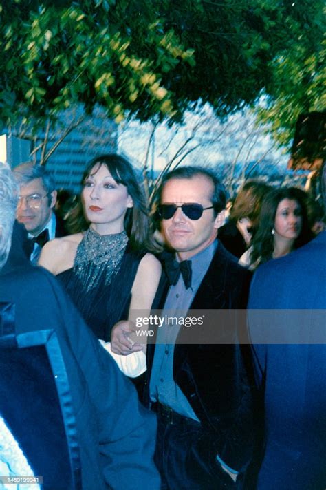 Anjelica Huston And Jack Nicholson Attend The 46th Academy Awards At