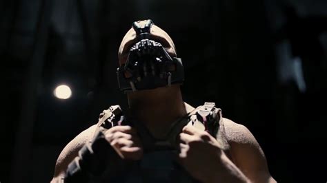 Tom Hardy Revela Origem Da Voz De Bane Em Batman O Cavaleiro Das