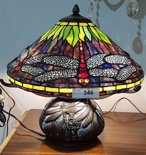 Tiffany Style Dragonfly Table Lamp