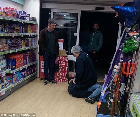 Co Op Suspends Legend Supermarket Worker Who Was Pictured Sat On A Shoplifters Head Daily